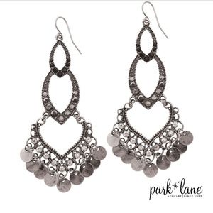NIB Park Lane Cabana Chandelier Earring